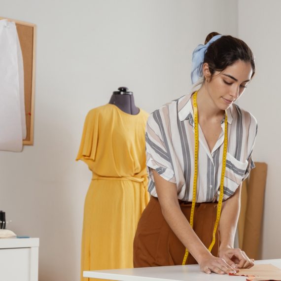 How Does Your Fashion Style Make You Stand Out From Others in Your Community?